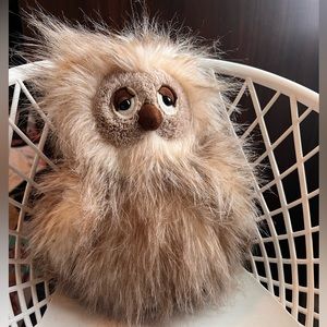 Jellycat retired Orlando Owl Plush- like new condition